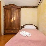 别墅 Denis Village In Istria For 28 People Pet Friendly Complex Of 4 Stone *