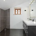 别墅 Denis Village In Istria For 28 People Pet Friendly Complex Of 4 Stone 布泽特