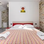 Denis Village In Istria For 28 People Pet Friendly Complex Of 4 Stone