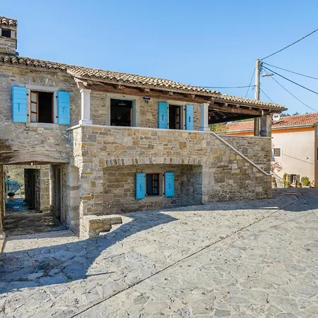 Villa Denis Village In Istria For 28 People Pet Friendly Complex Of 4 Stone Buzet