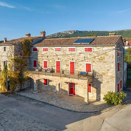 Villa Denis Village In Istria For 28 People Pet Friendly Complex Of 4 Stone Buzet