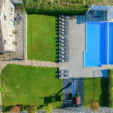Denis Village In Istria For 28 People Pet Friendly Complex Of 4 Stone *